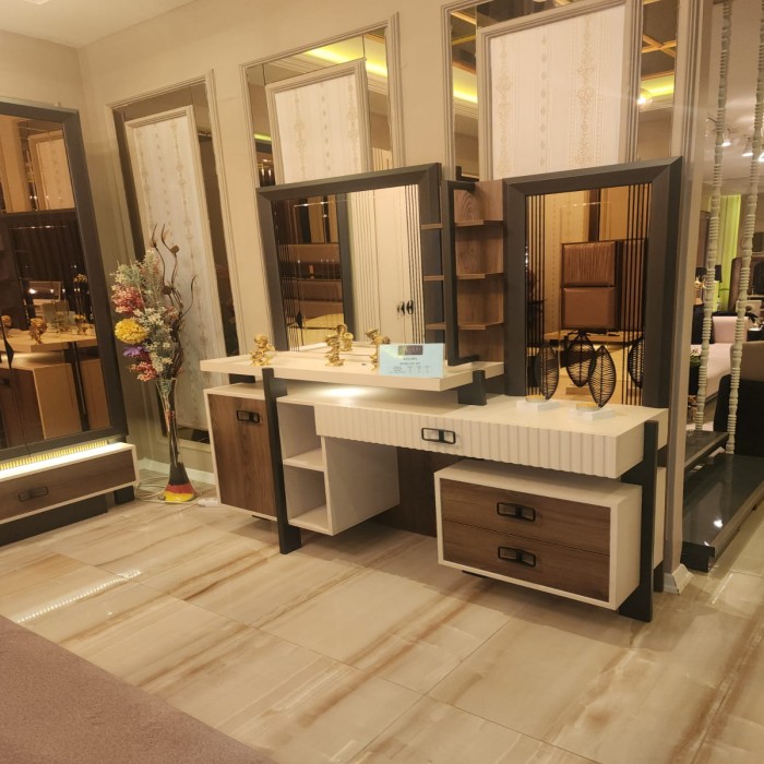 BEDROOM SETS
