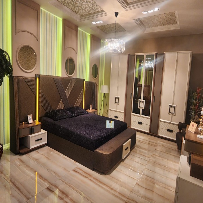 BEDROOM SETS