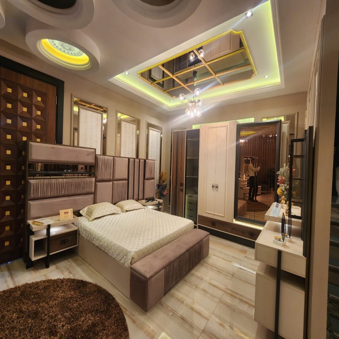 BEDROOM SETS