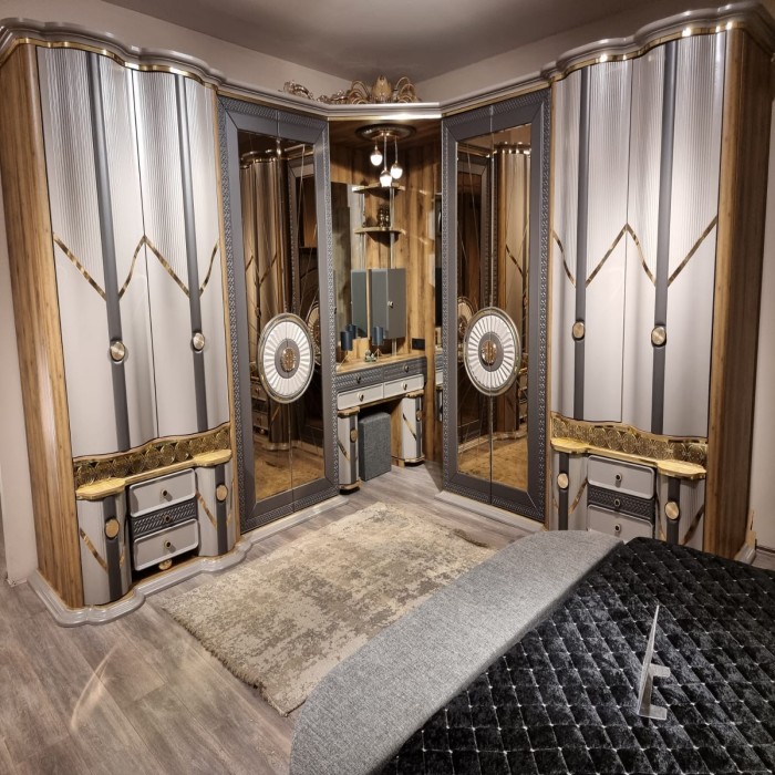BEDROOM SETS