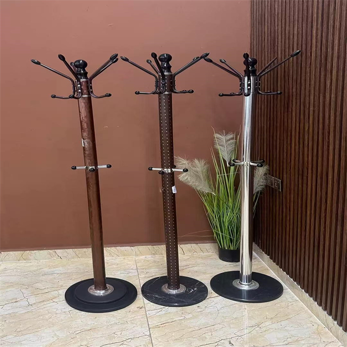 CLOTHES RACK