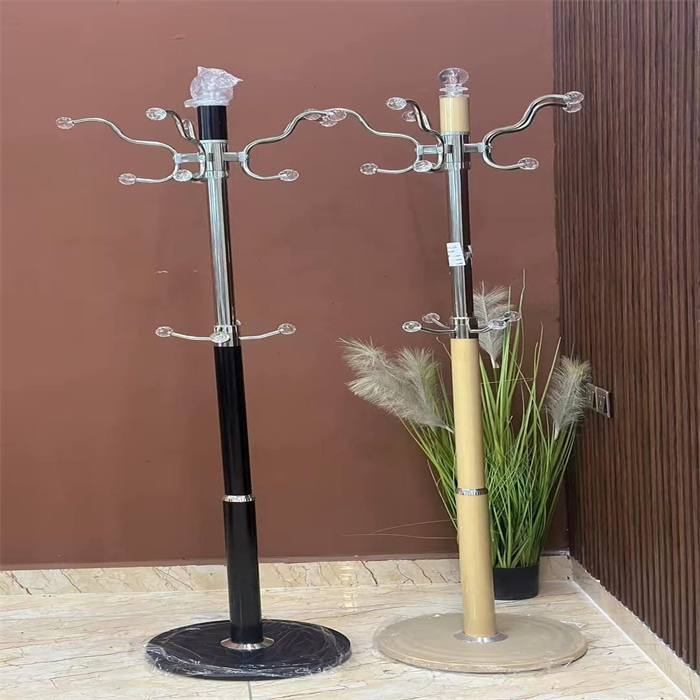 CLOTHES RACK