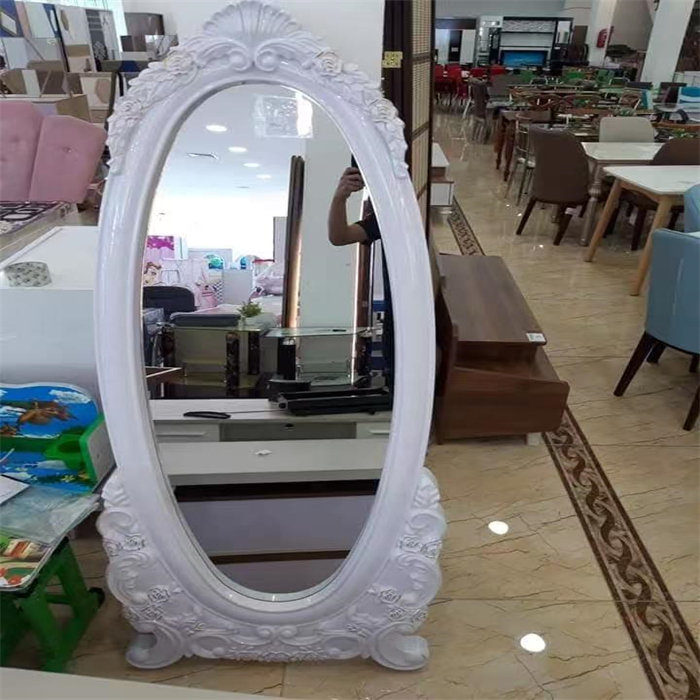 DRESSING MIRROR