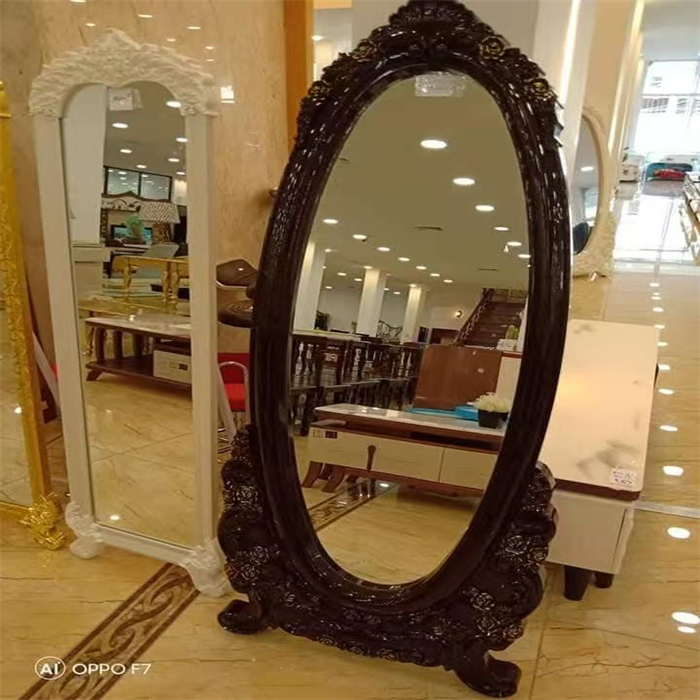 DRESSING MIRROR