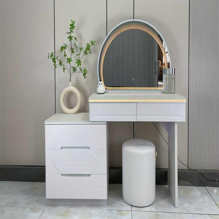 DRESSING TABLE