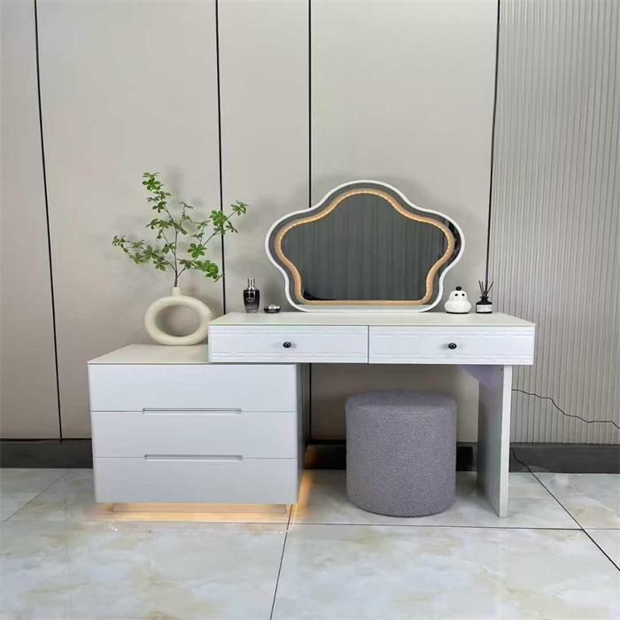 DRESSING TABLE