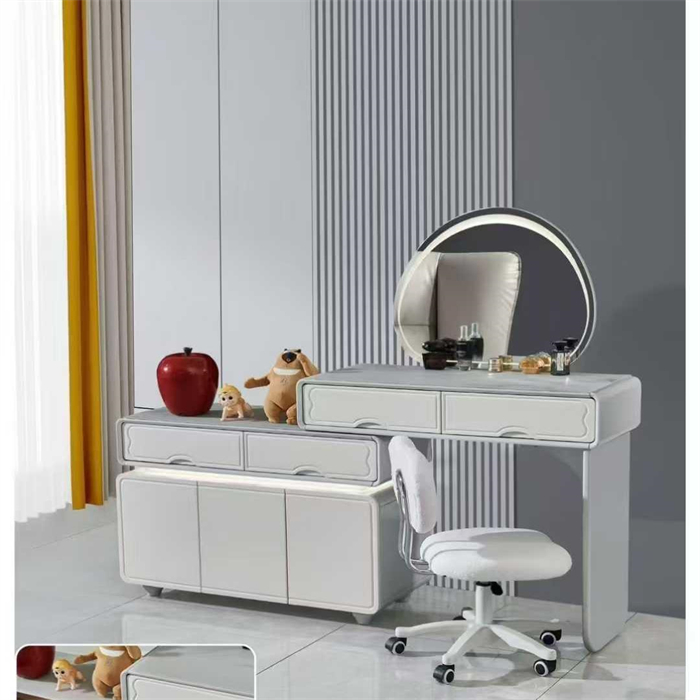 DRESSING TABLE