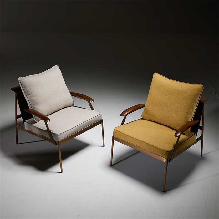 DINING CHAIR