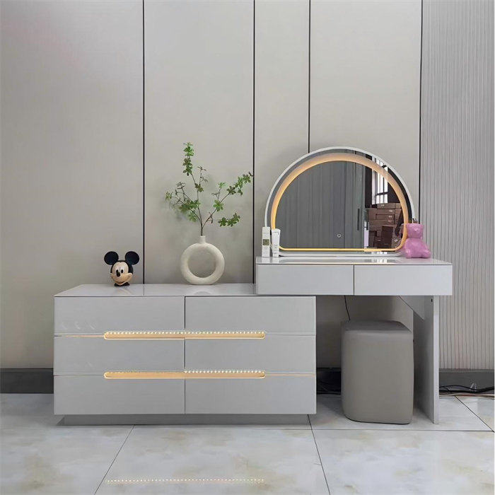 DRESSING TABLE