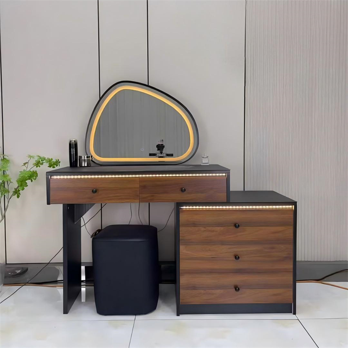 DRESSING TABLE
