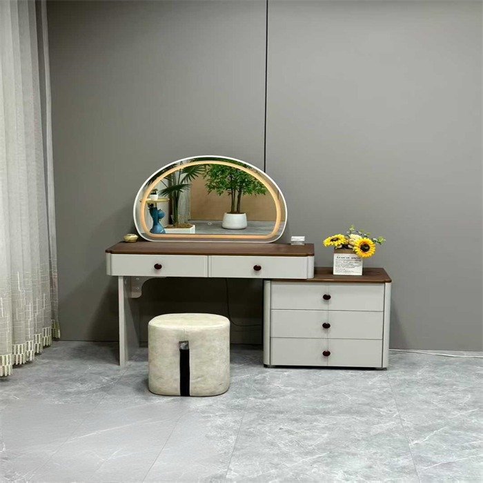 DRESSING TABLE