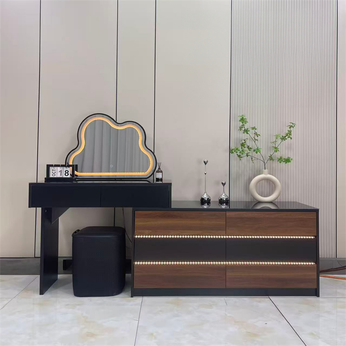 DRESSING TABLE