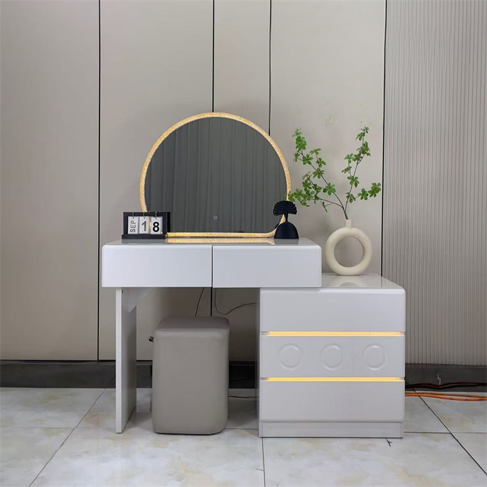 DRESSING TABLE