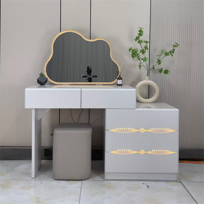 DRESSING TABLE