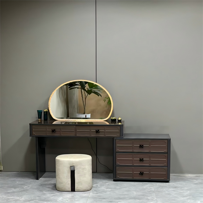 DRESSING TABLE