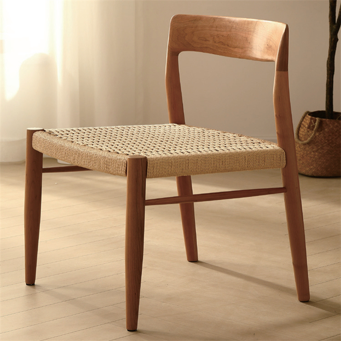 DINING CHAIR