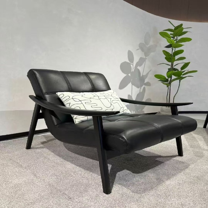 LEISURE CHAIR