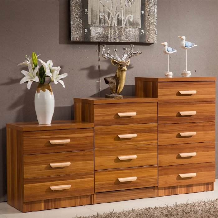 CHEST OF DRAWER