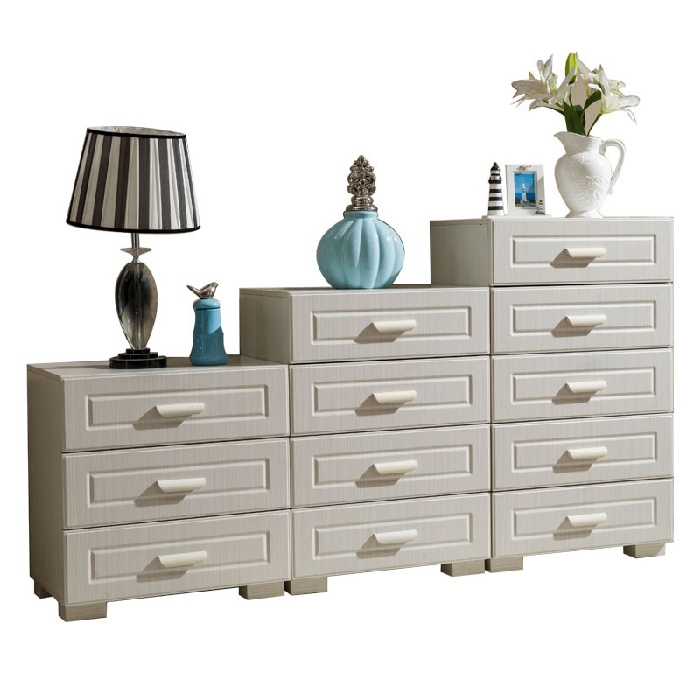 CHEST OF DRAWER