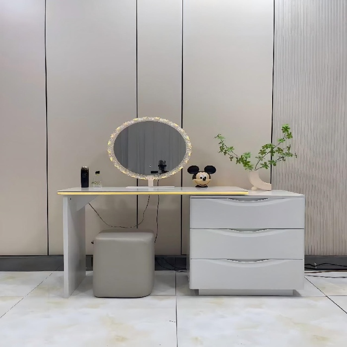 DRESSING TABLE