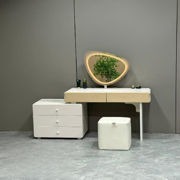 DRESSING TABLE