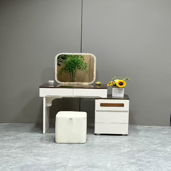 DRESSING TABLE