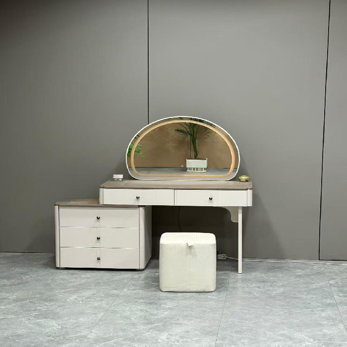 DRESSING TABLE