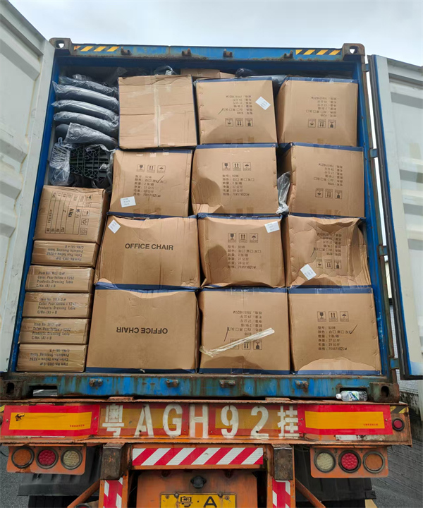 LOADING IN CHINA ON  9.9 2025 (1).jpg